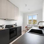 Luxury In Old Town Μπρατισλάβα