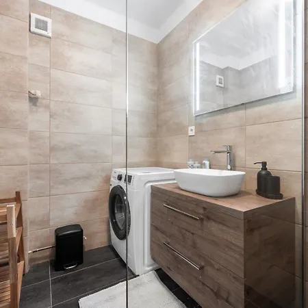 Luxury In Old Town